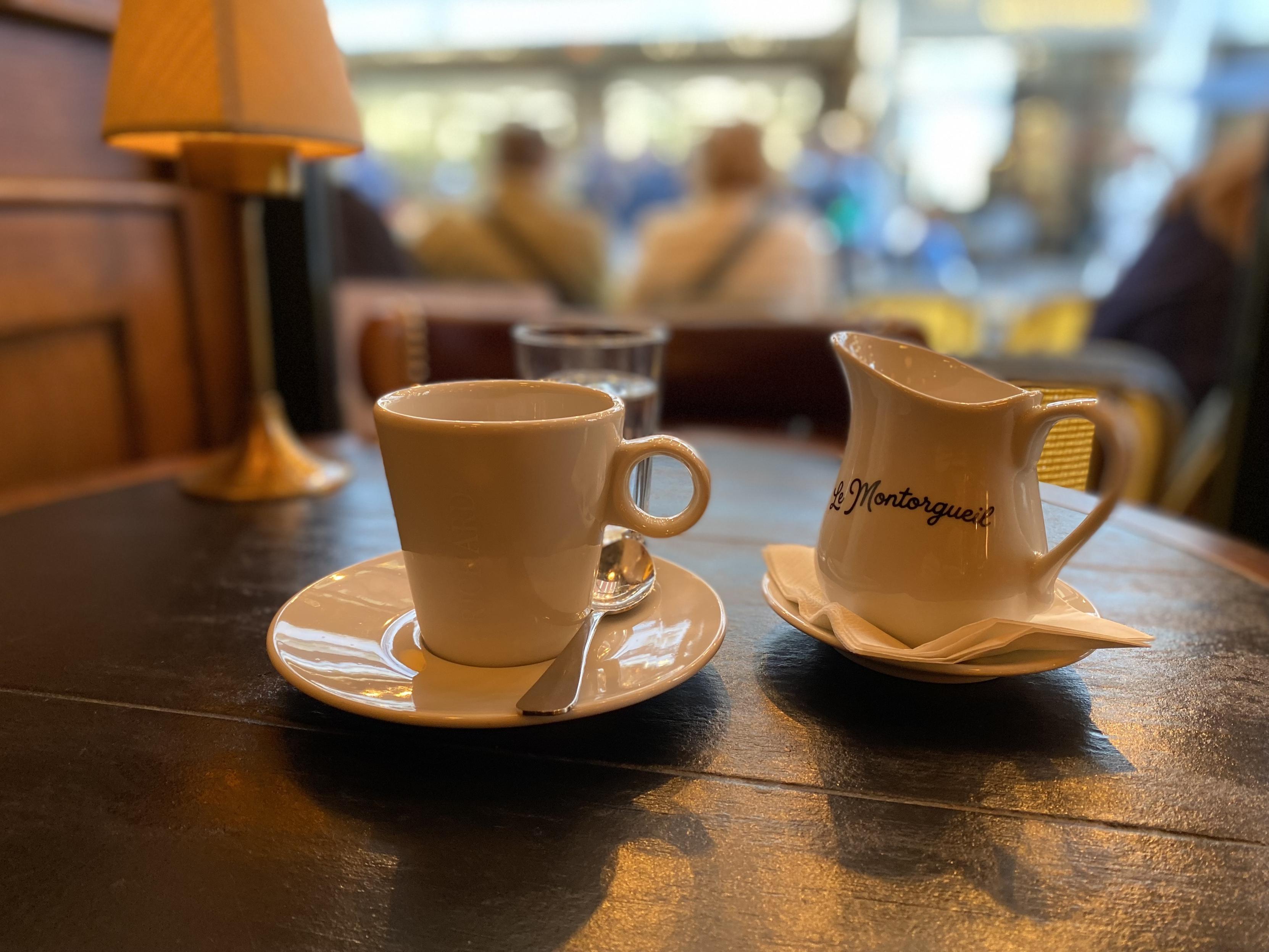 2026-10-08-cafe