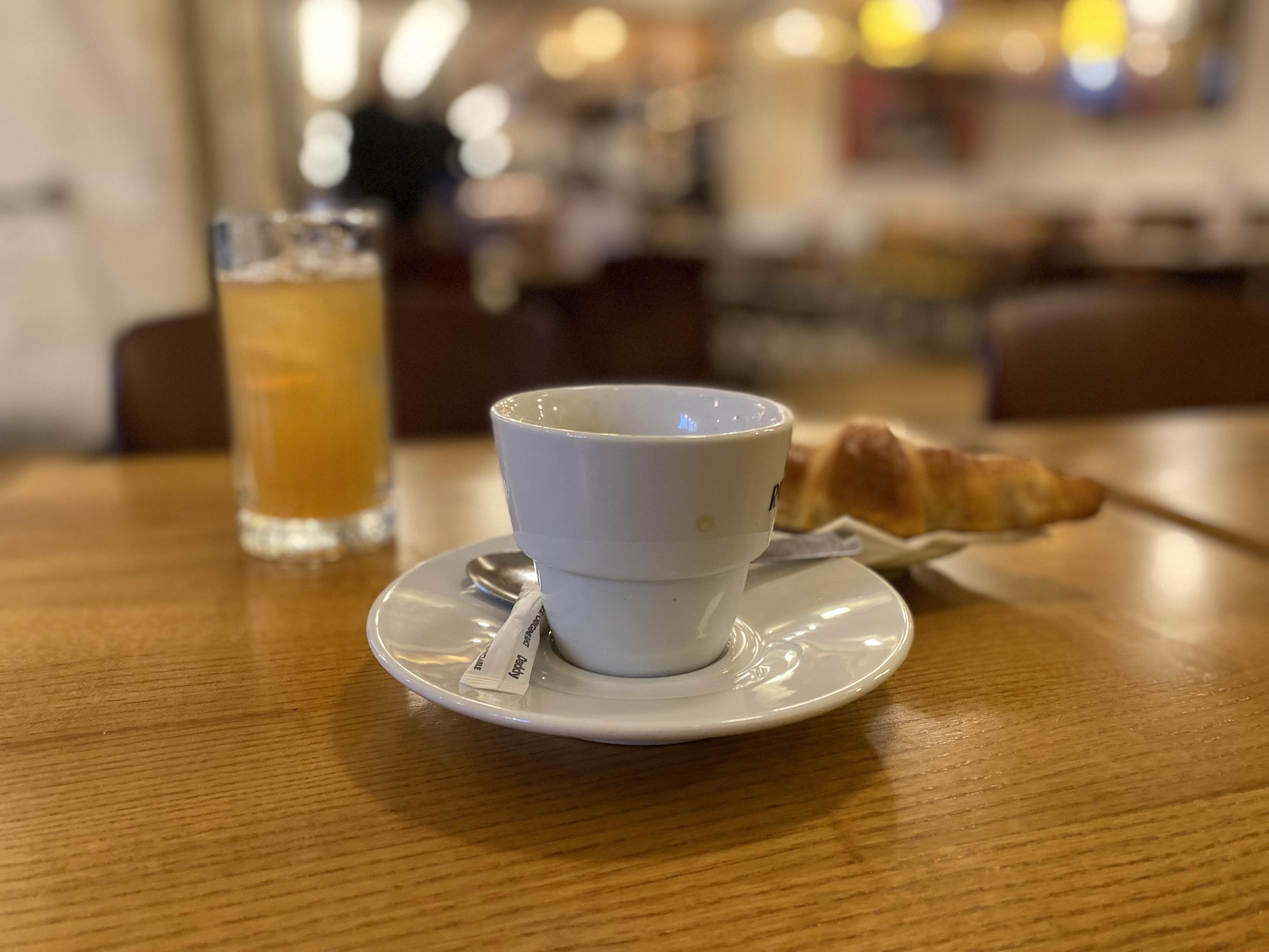 2026-10-14-cafe